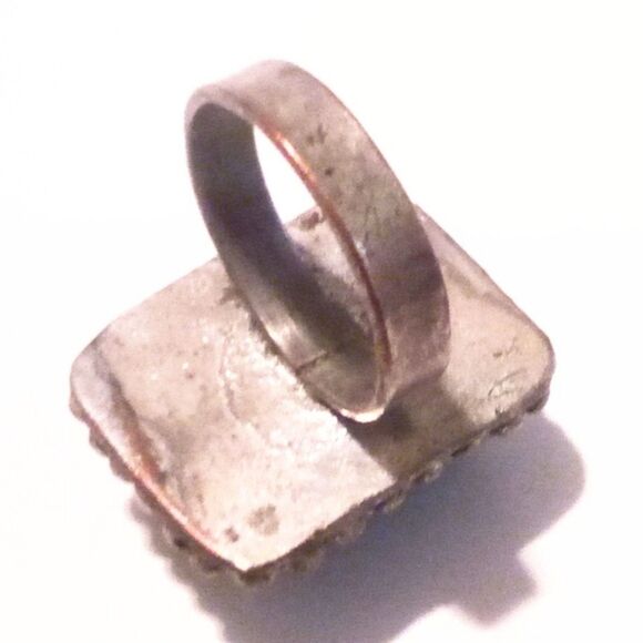 Southwestern Inspired Turquoise Colored Stone Fashion Ring Size 7 - Picture 5 of 7